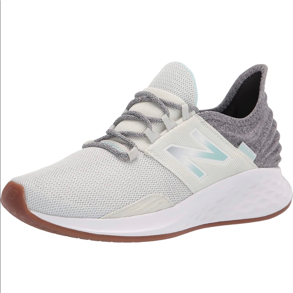 New balance roav sneaker womens size 8